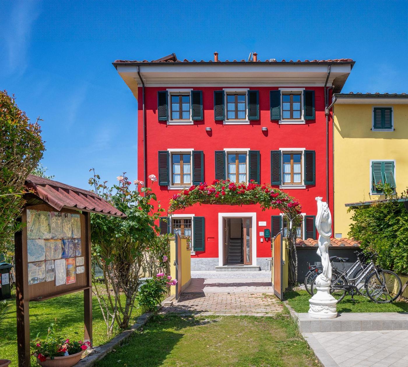 B&B Il Giardino Dei Poeti And Apartaments Lucca Exterior photo